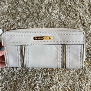 White Michael Kors wallet